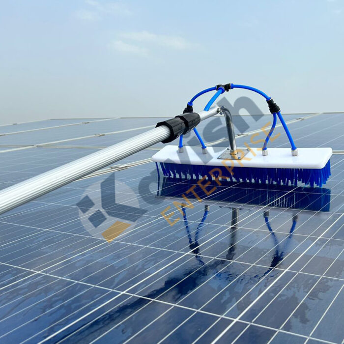 Solar Cleaning Brush