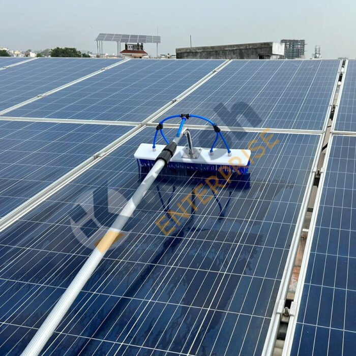 Solar Cleaning Brush